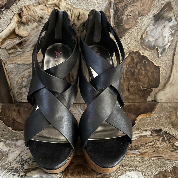 🔥1 day sale🔥 Size 9 high heel sandals - Picture 2 of 8